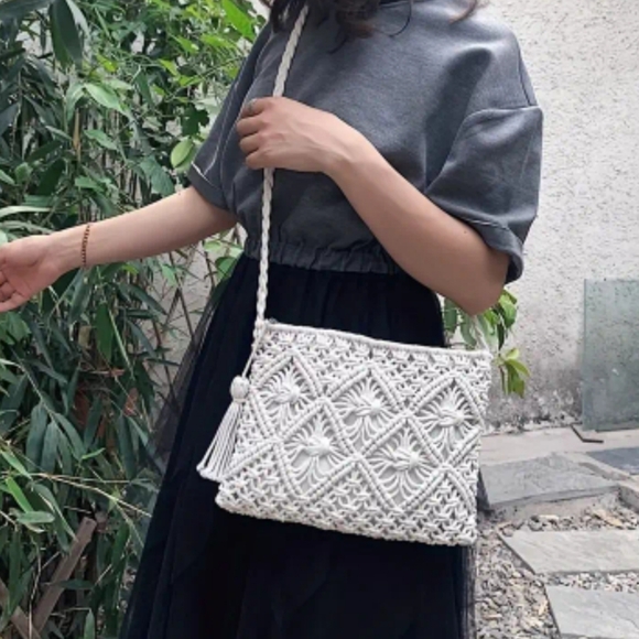 Macrame Crossbody Purse - Picture 5 of 9